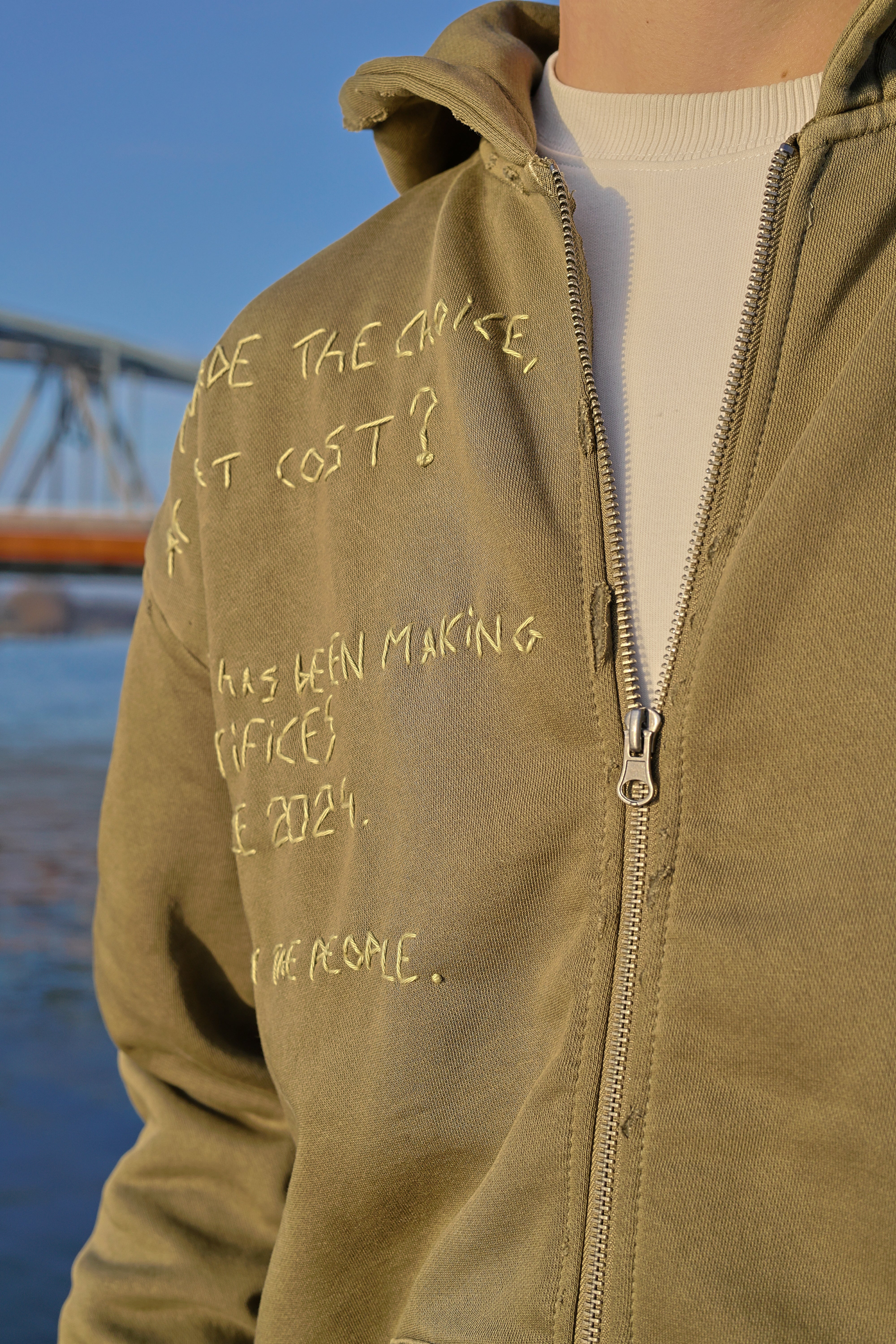 "CHOIIICES" zip-hoodie