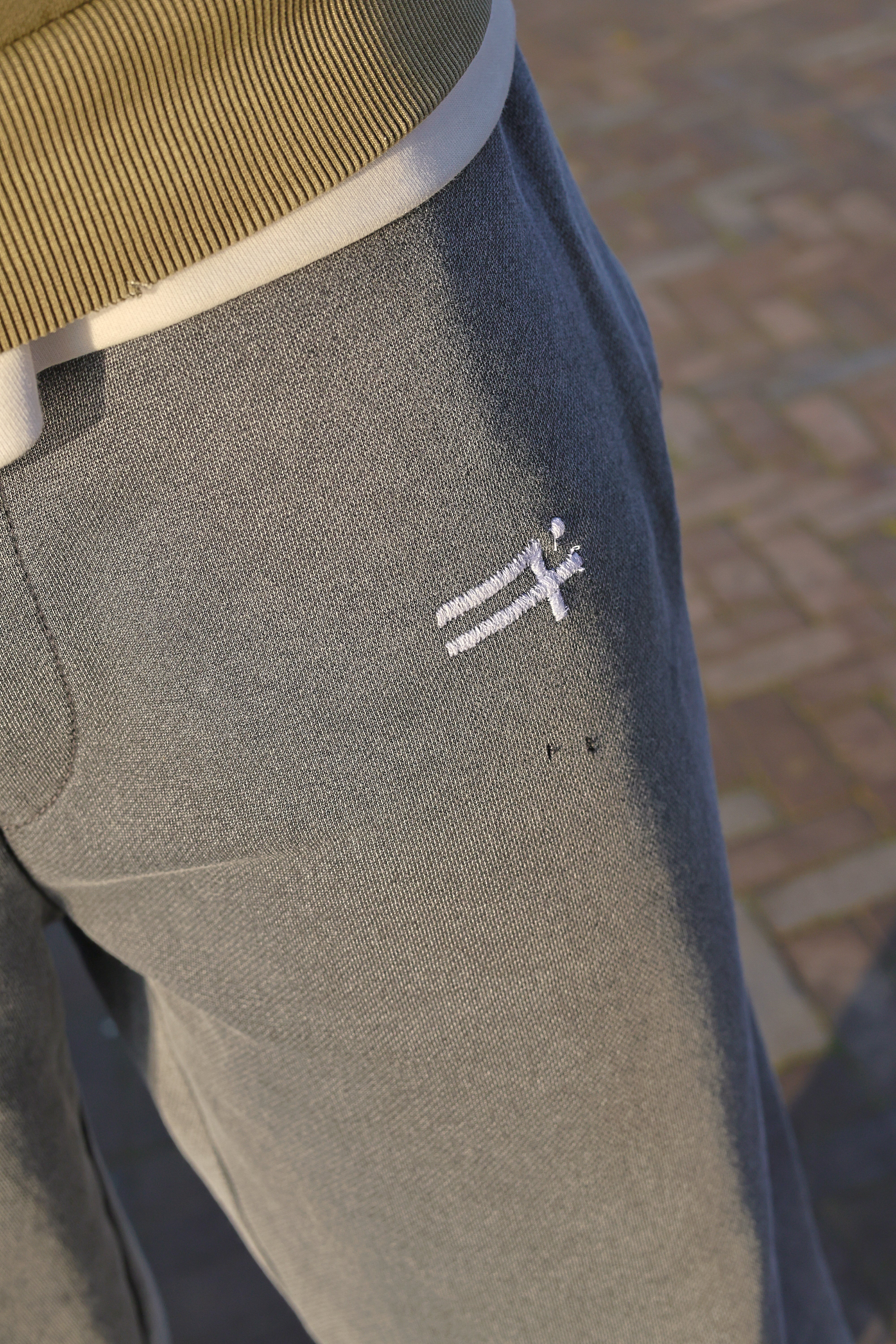 "VIIINTAGE" jogger
