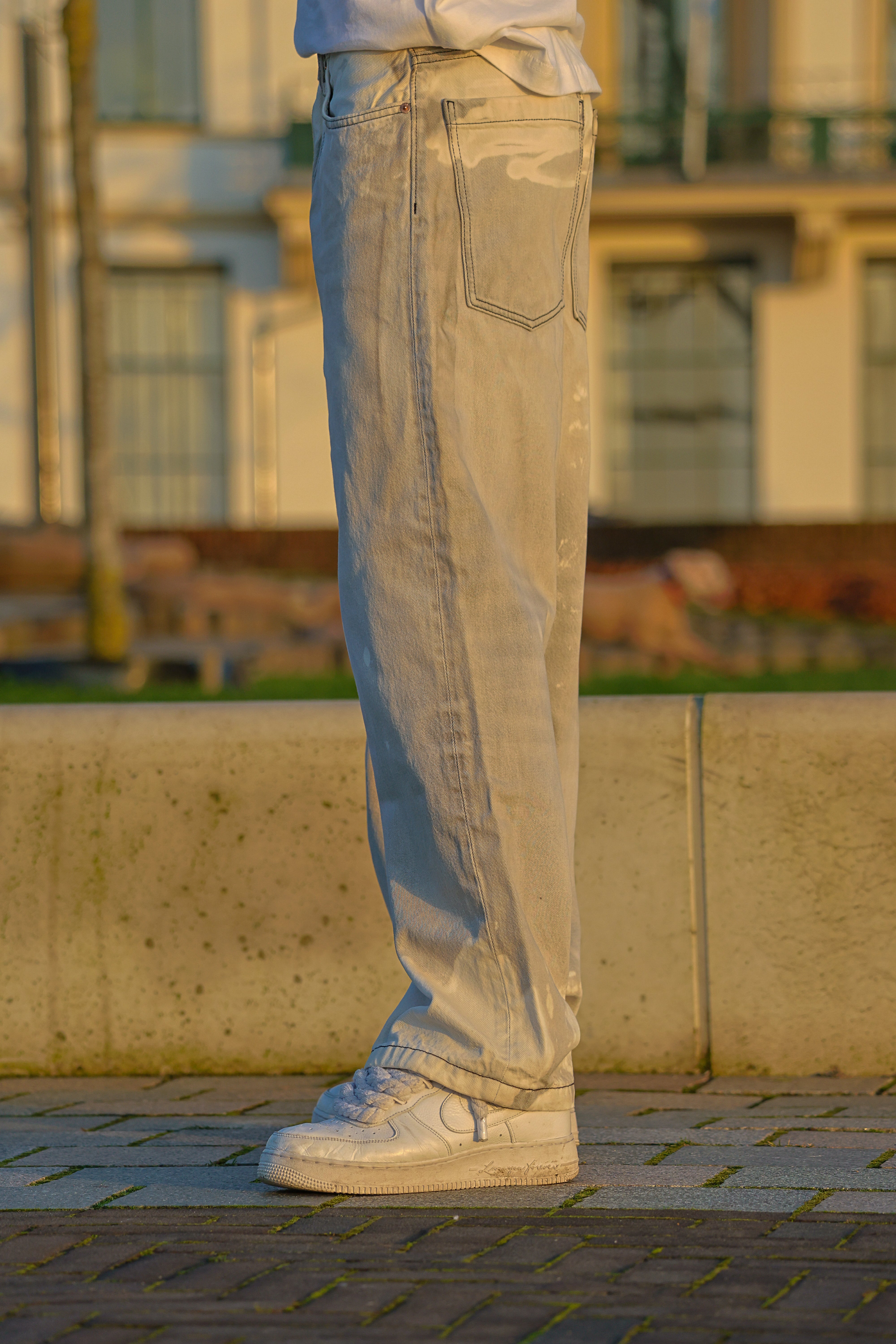 "VOIIID" jeans
