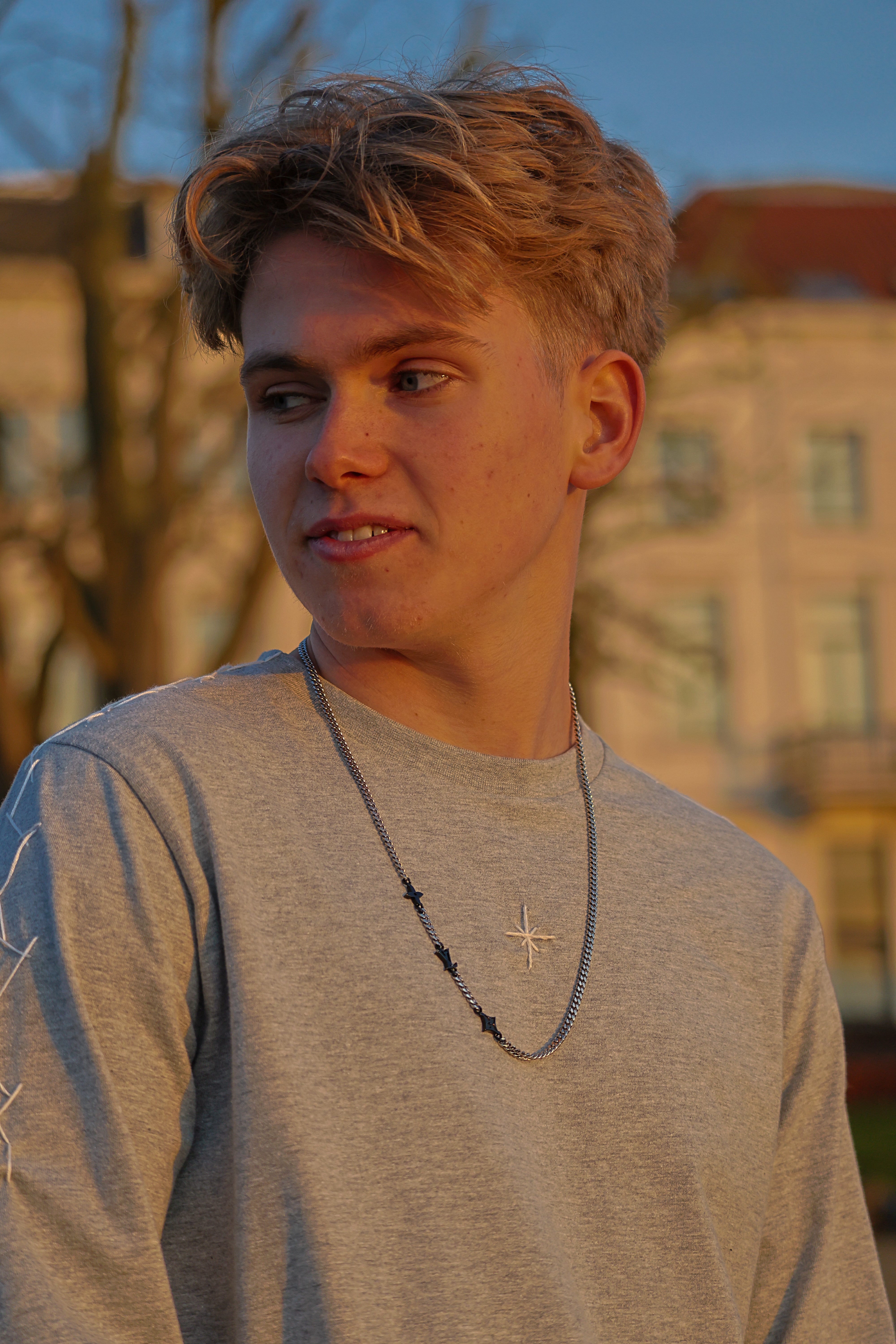 "STRIIICT" longsleeve