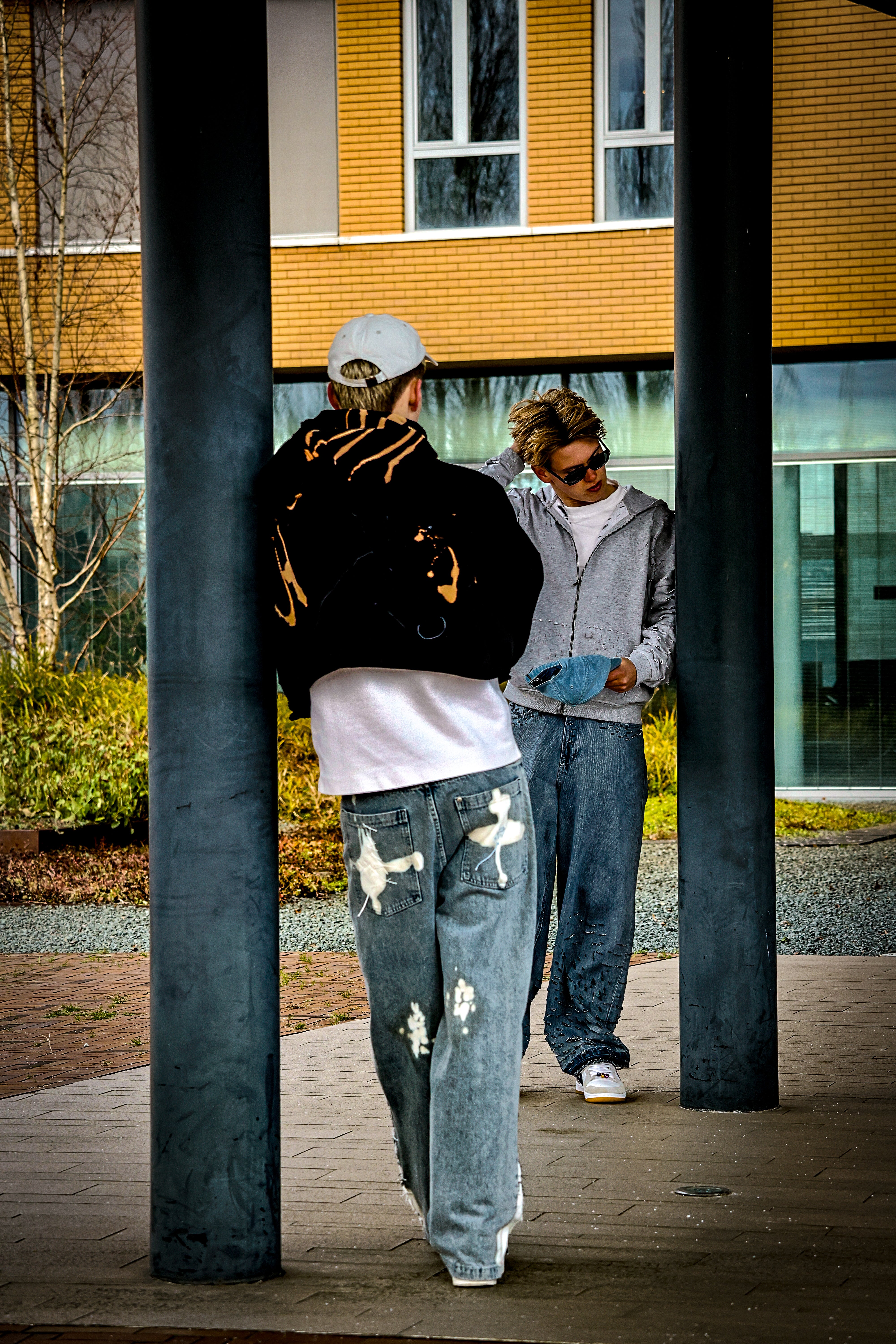 "NIIIGHTLIFE" jeans