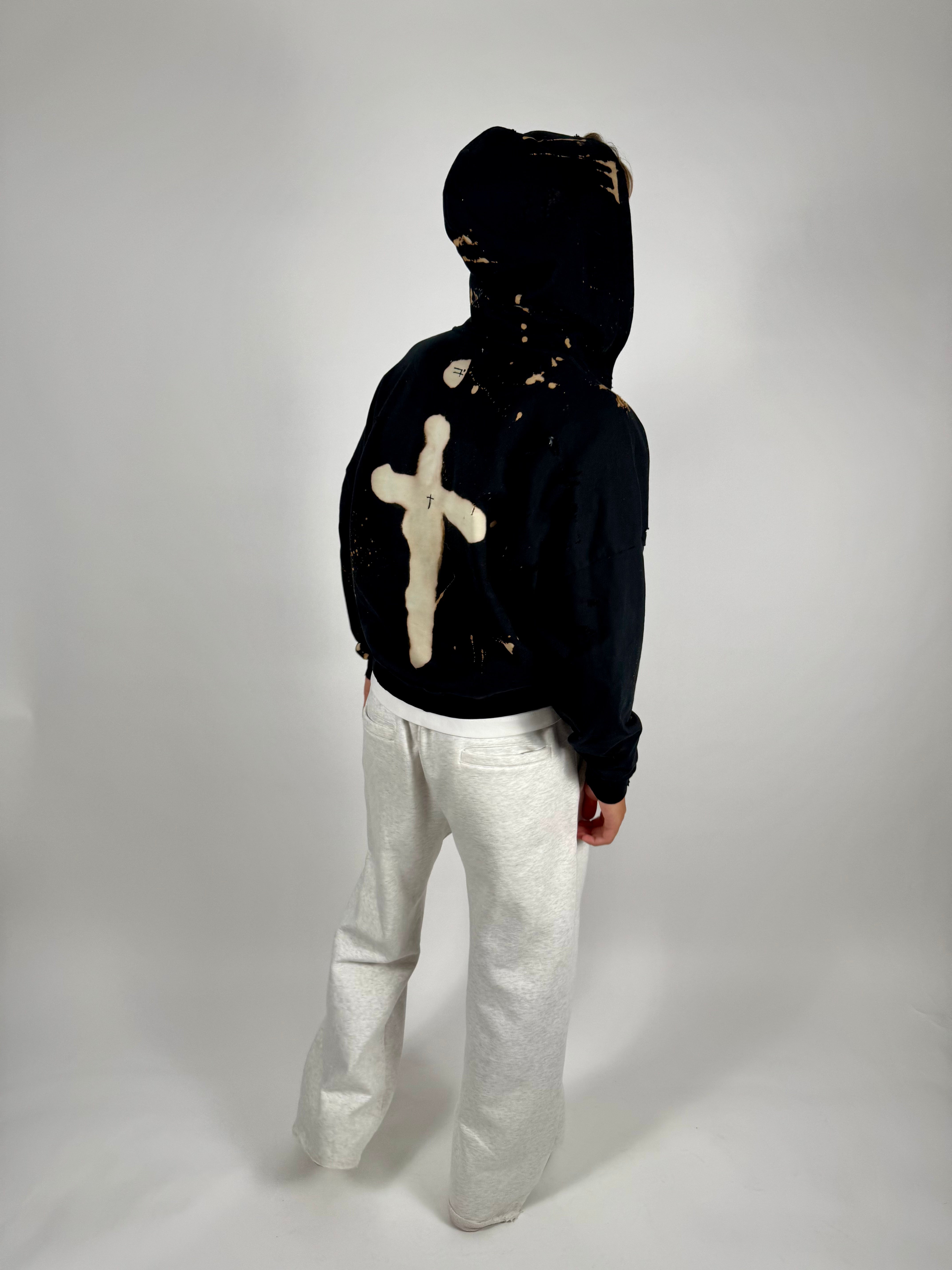 "SAVIIIOR" zip-hoodie