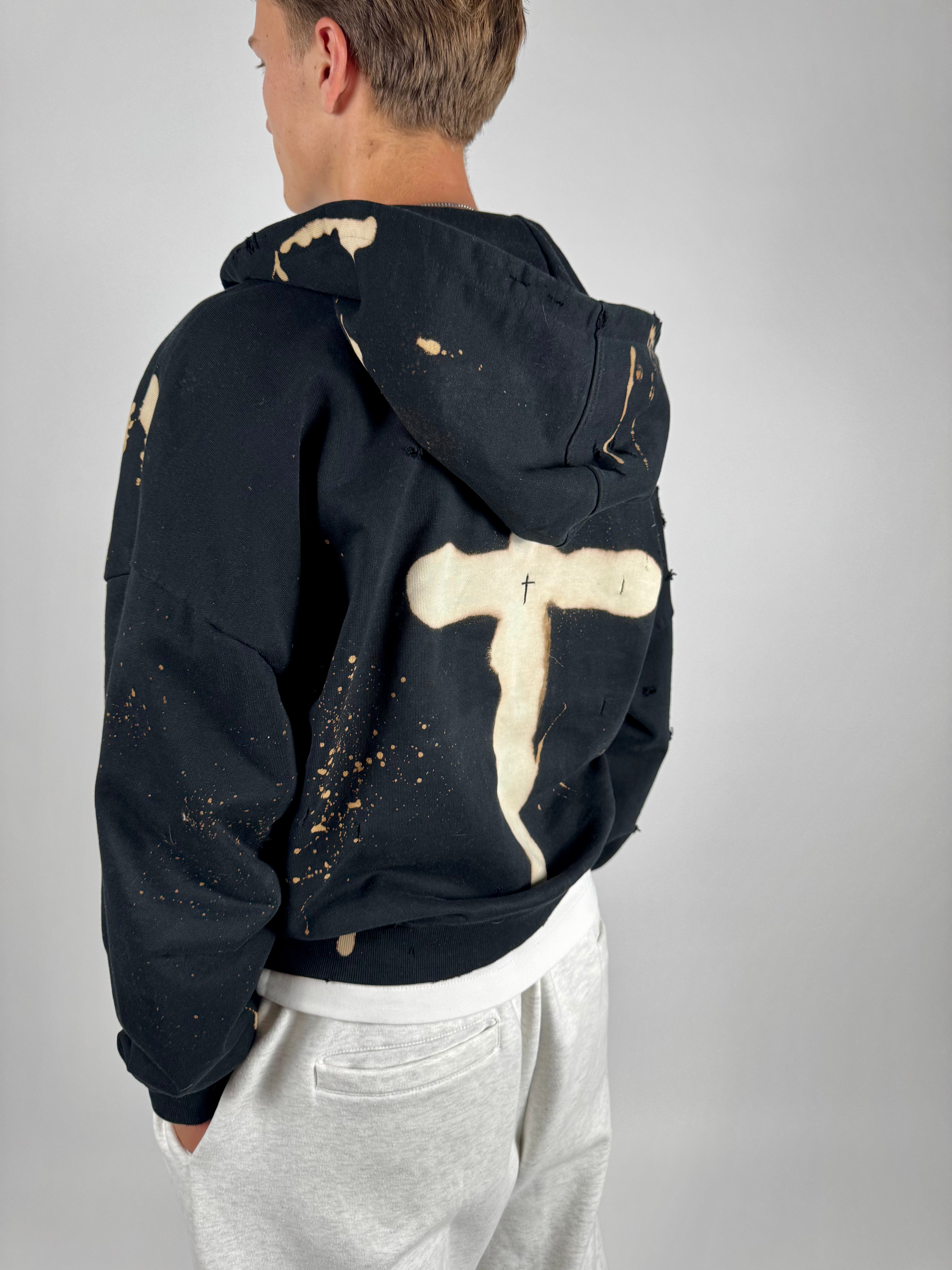 "SAVIIIOR" zip-hoodie