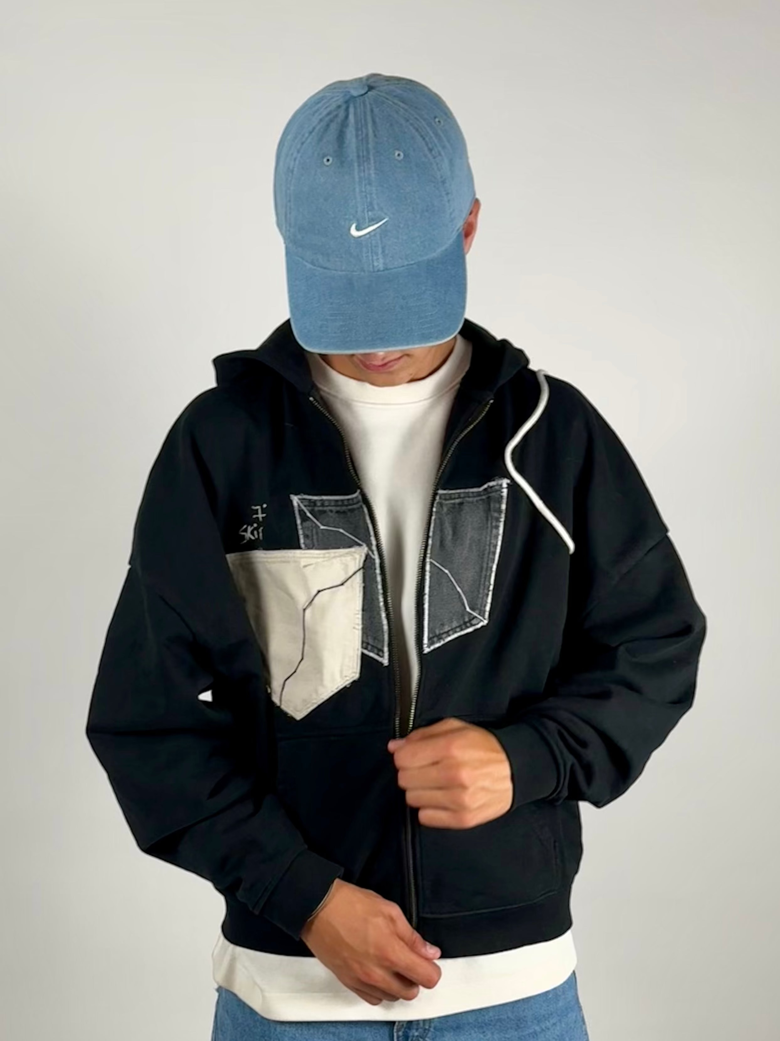 "CROSSED THE LIIINE" zip-hoodie