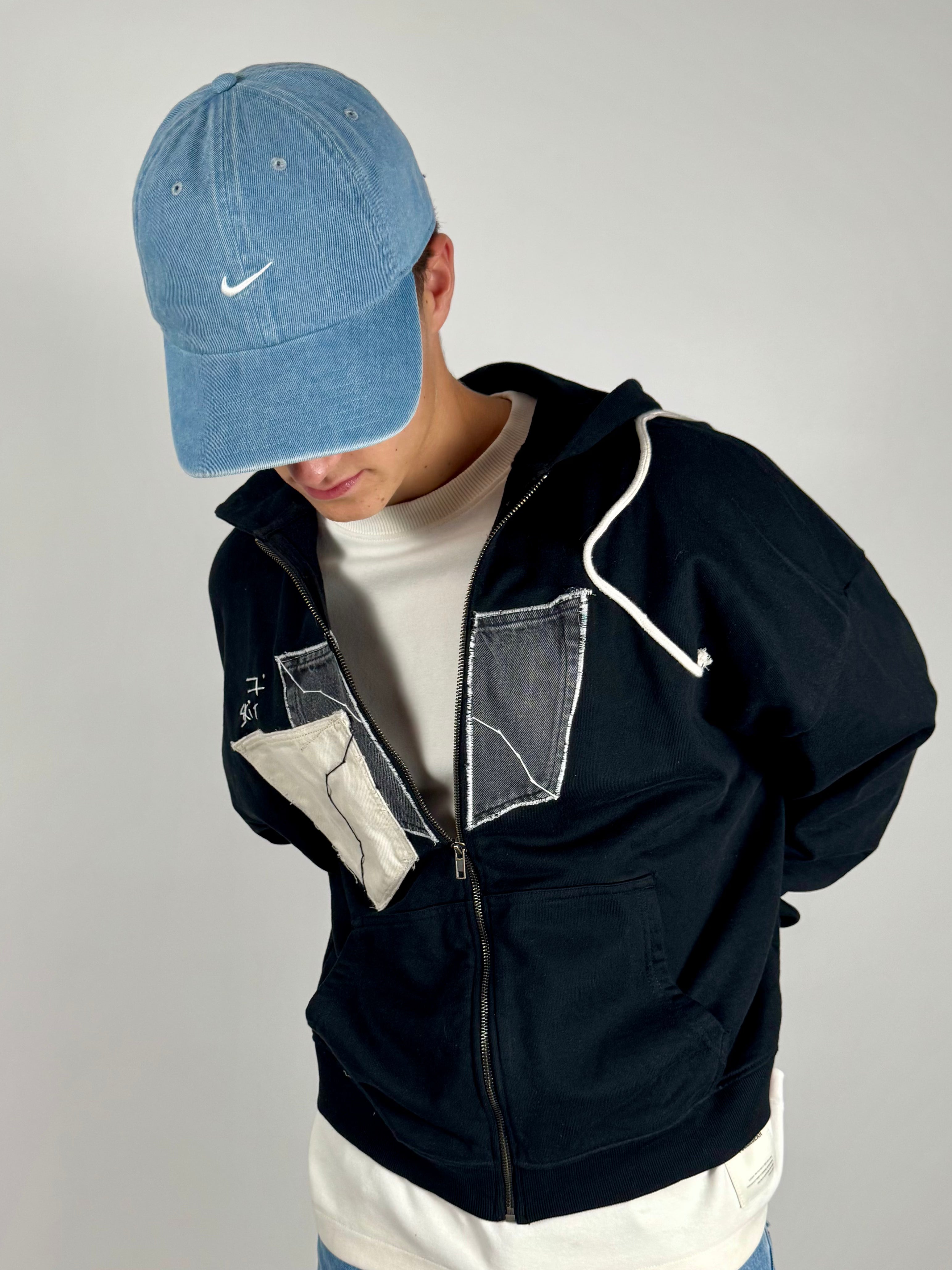 "CROSSED THE LIIINE" zip-hoodie