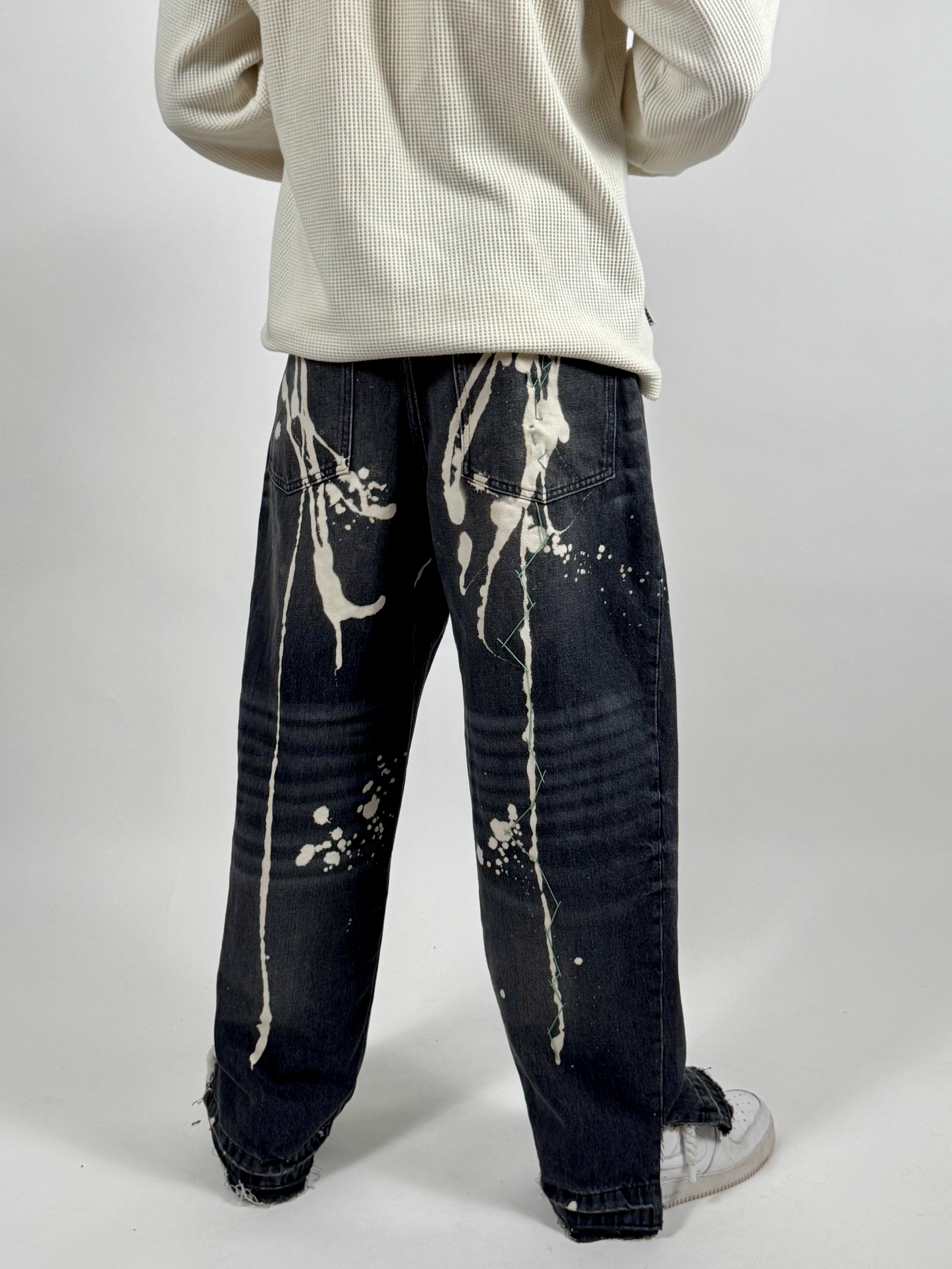"DYSTOPIIIA" jeans