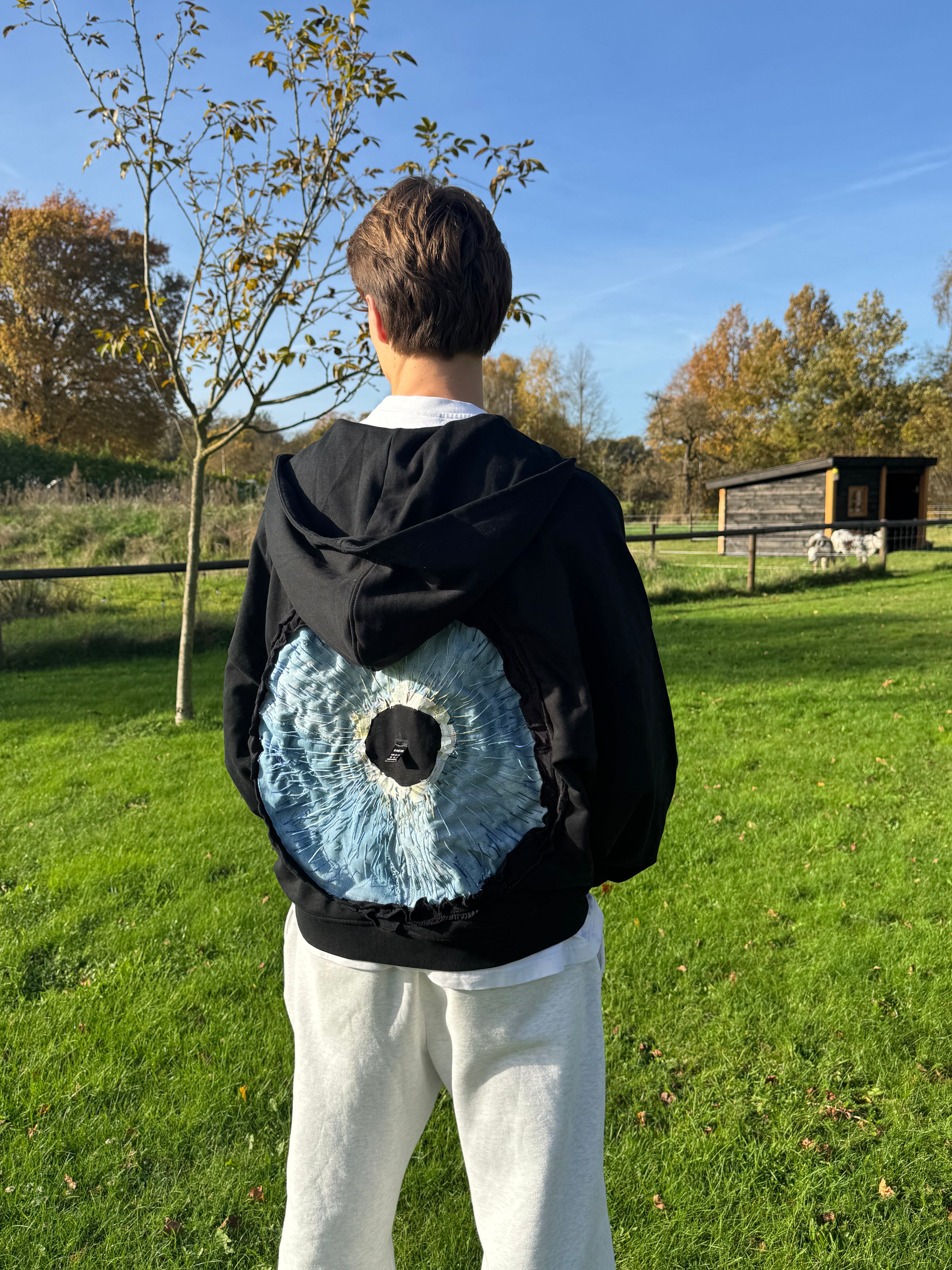 "IGNORANCE IS BLIIISS" zip-hoodie