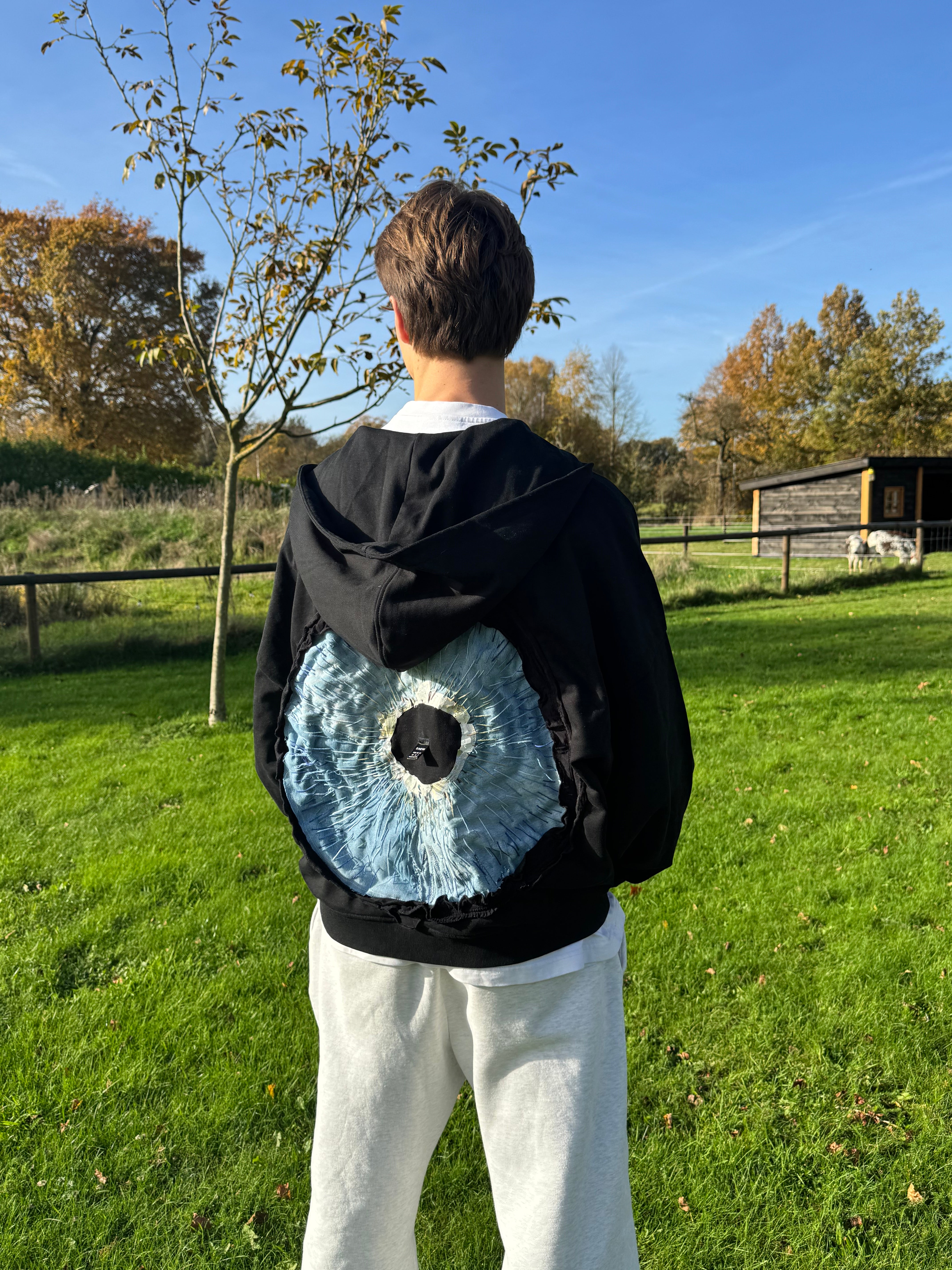 "IGNORANCE IS BLIIISS" zip-hoodie