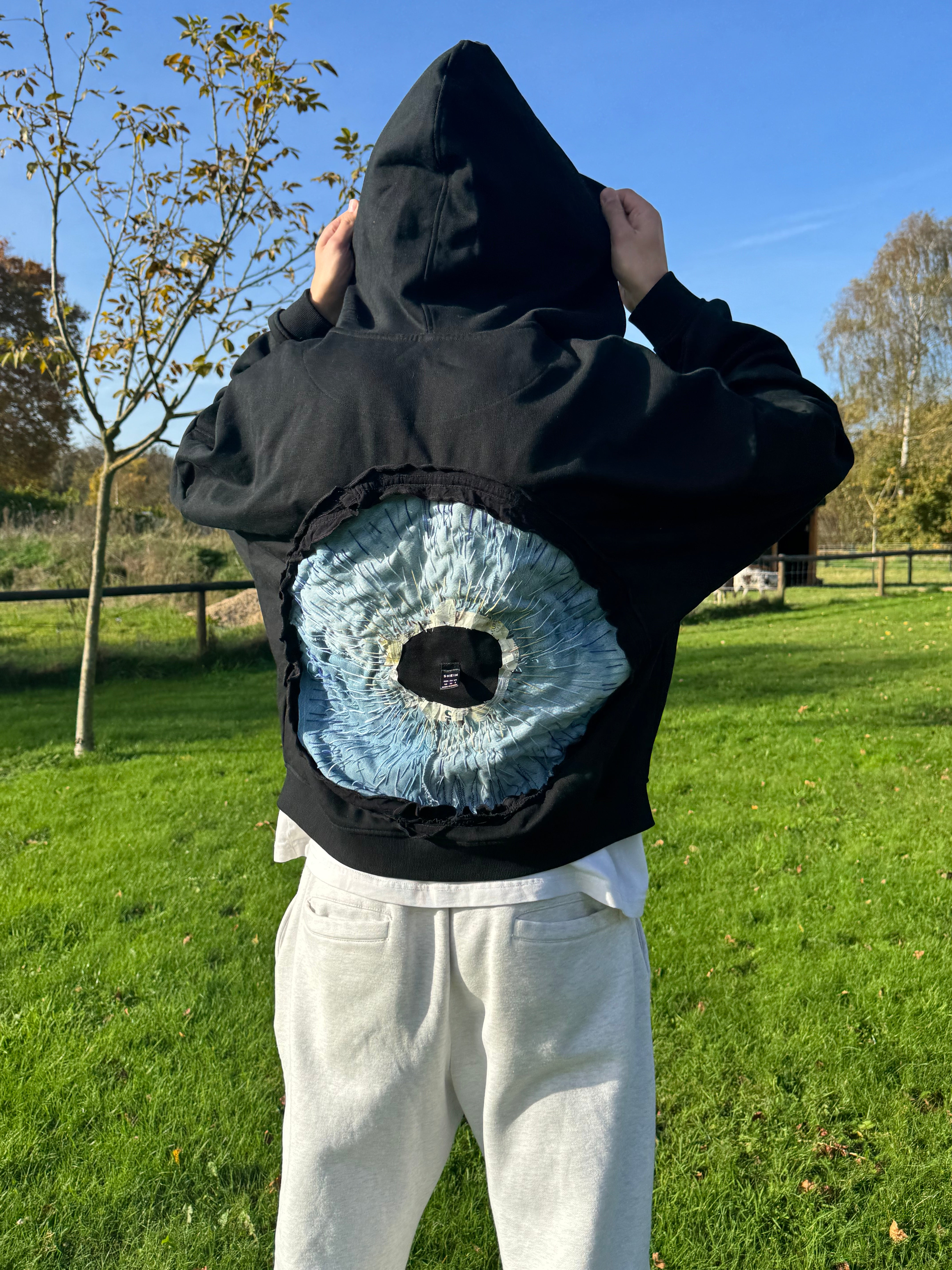 "IGNORANCE IS BLIIISS" zip-hoodie
