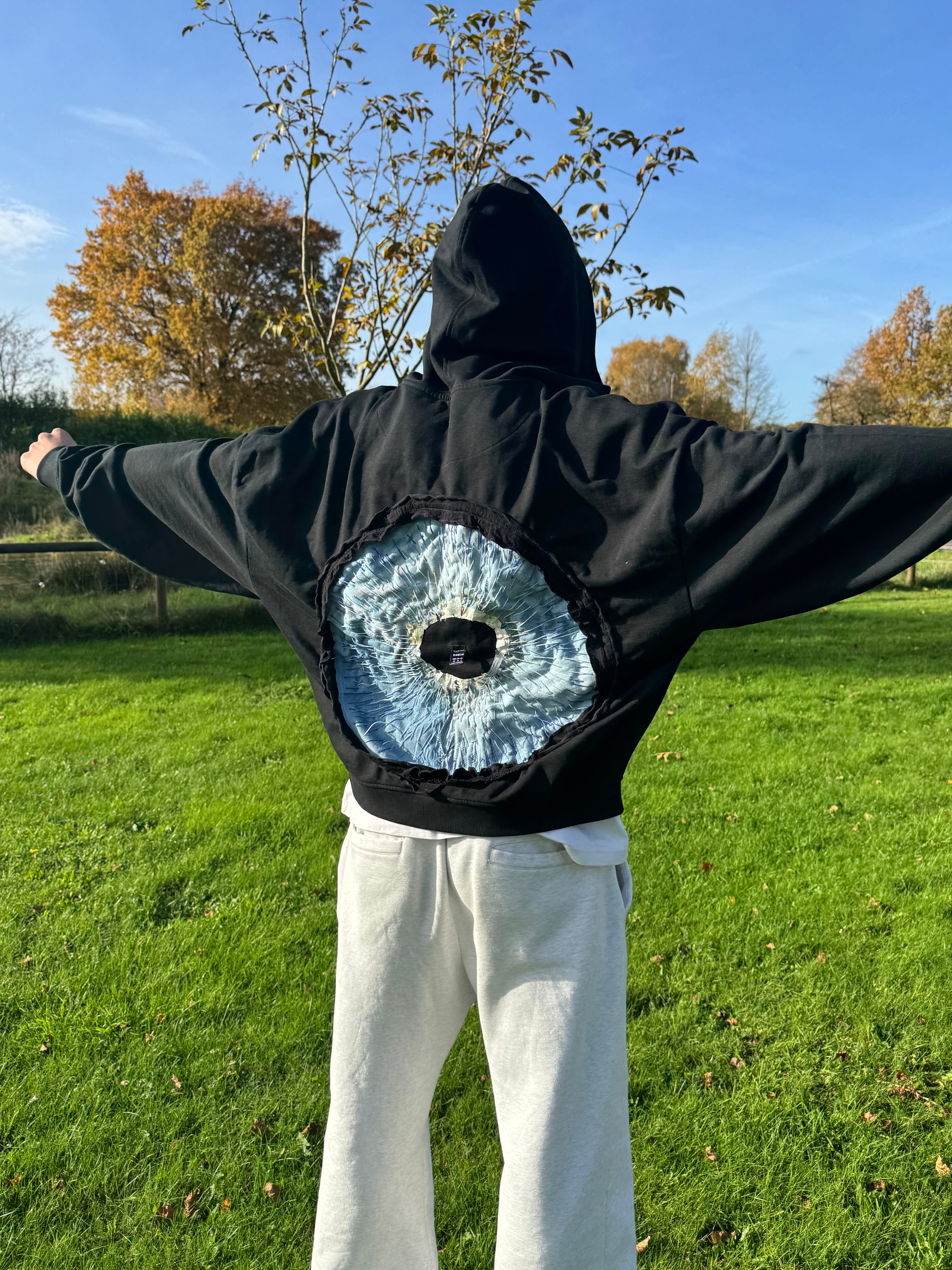"IGNORANCE IS BLIIISS" zip-hoodie