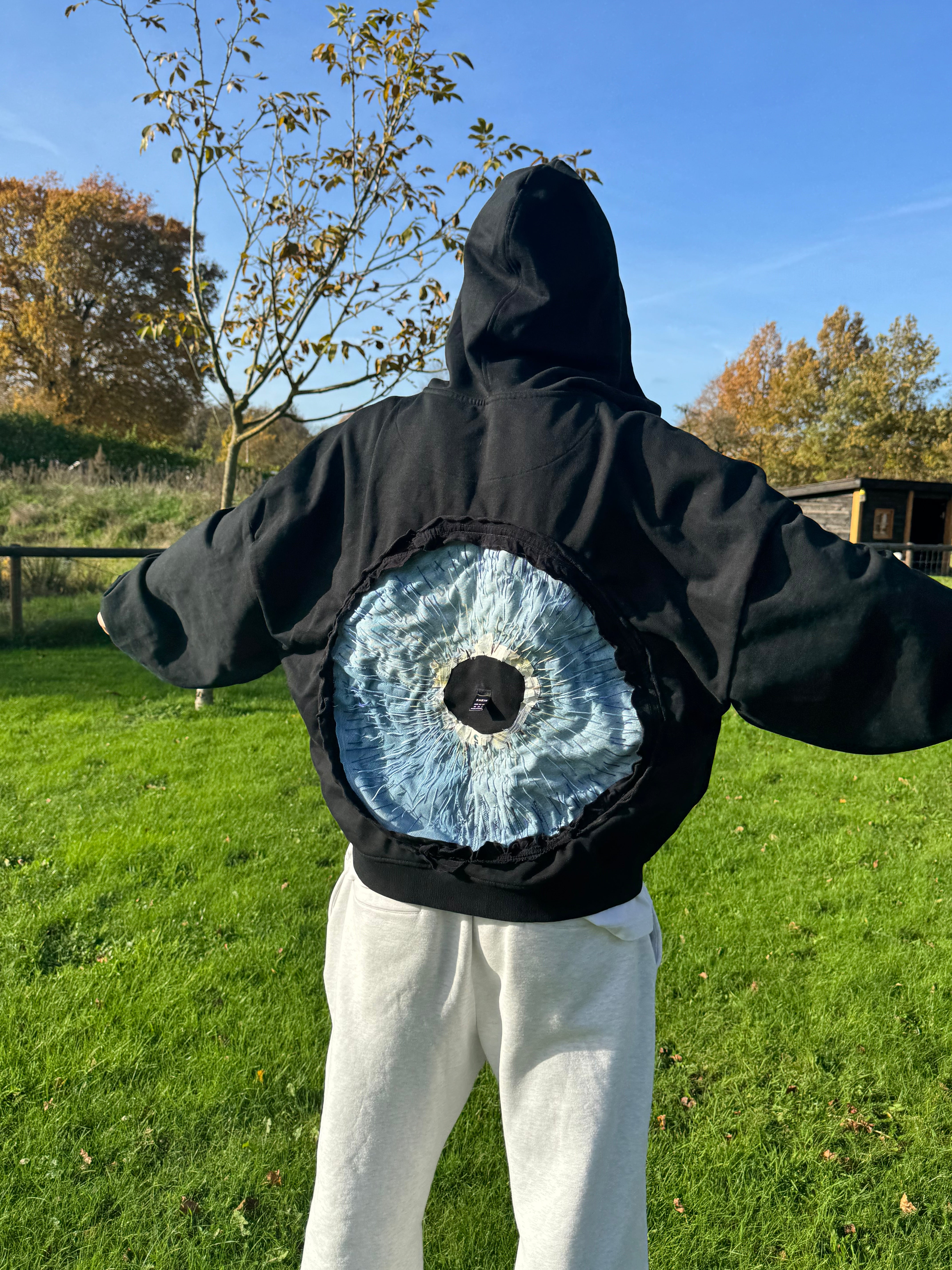 "IGNORANCE IS BLIIISS" zip-hoodie