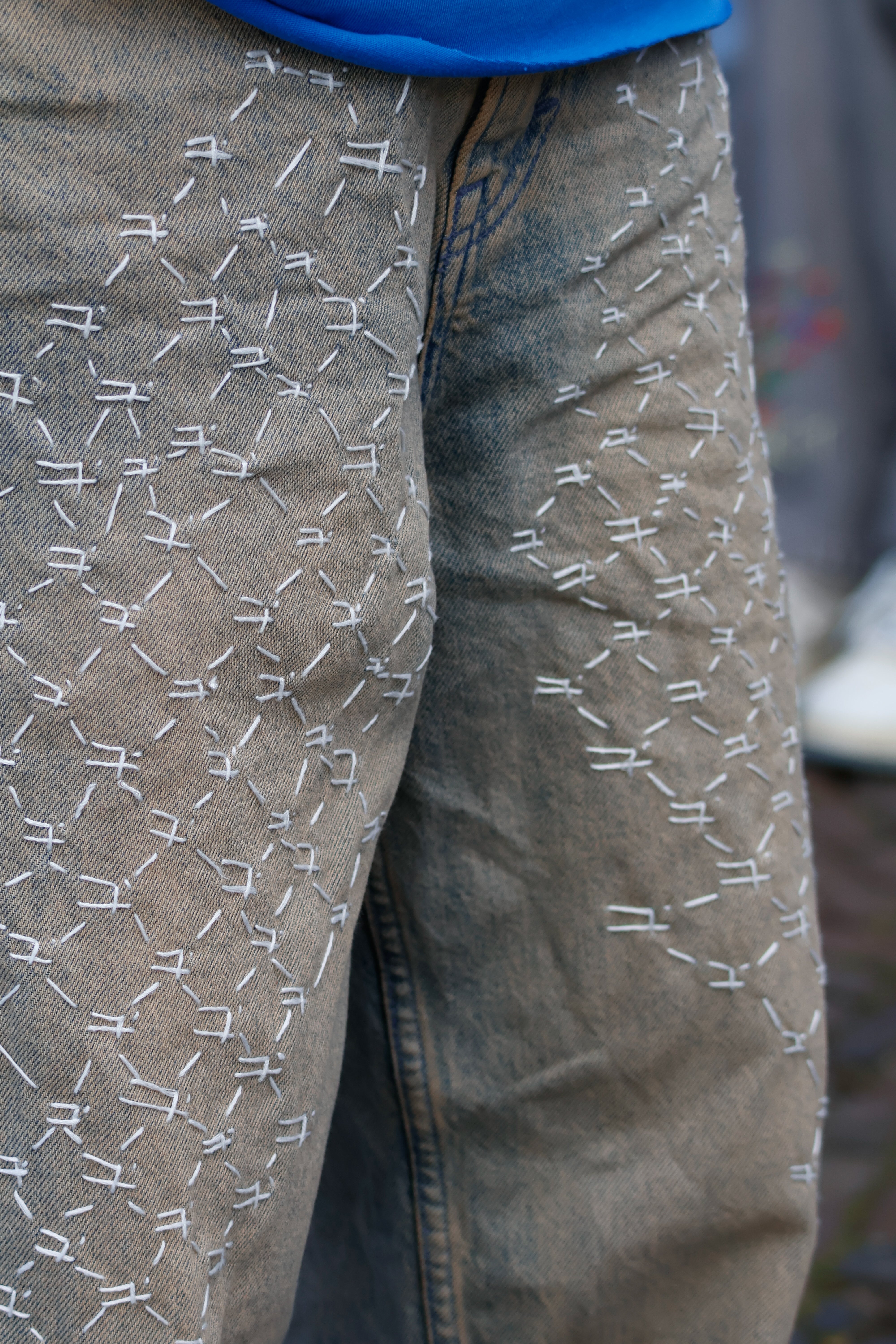 "TIIIMELESS" jeans