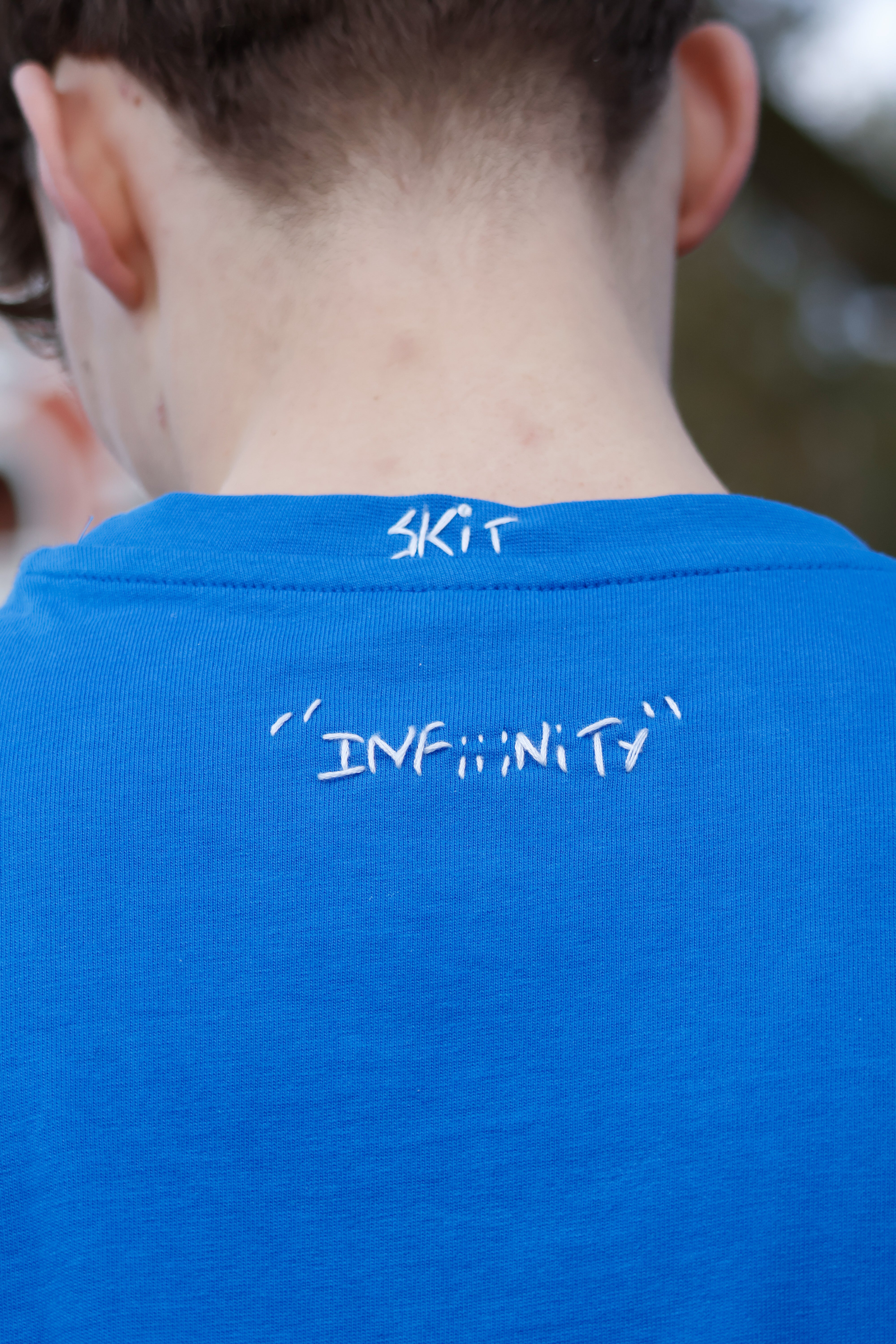 "PRAIIISED" shirt