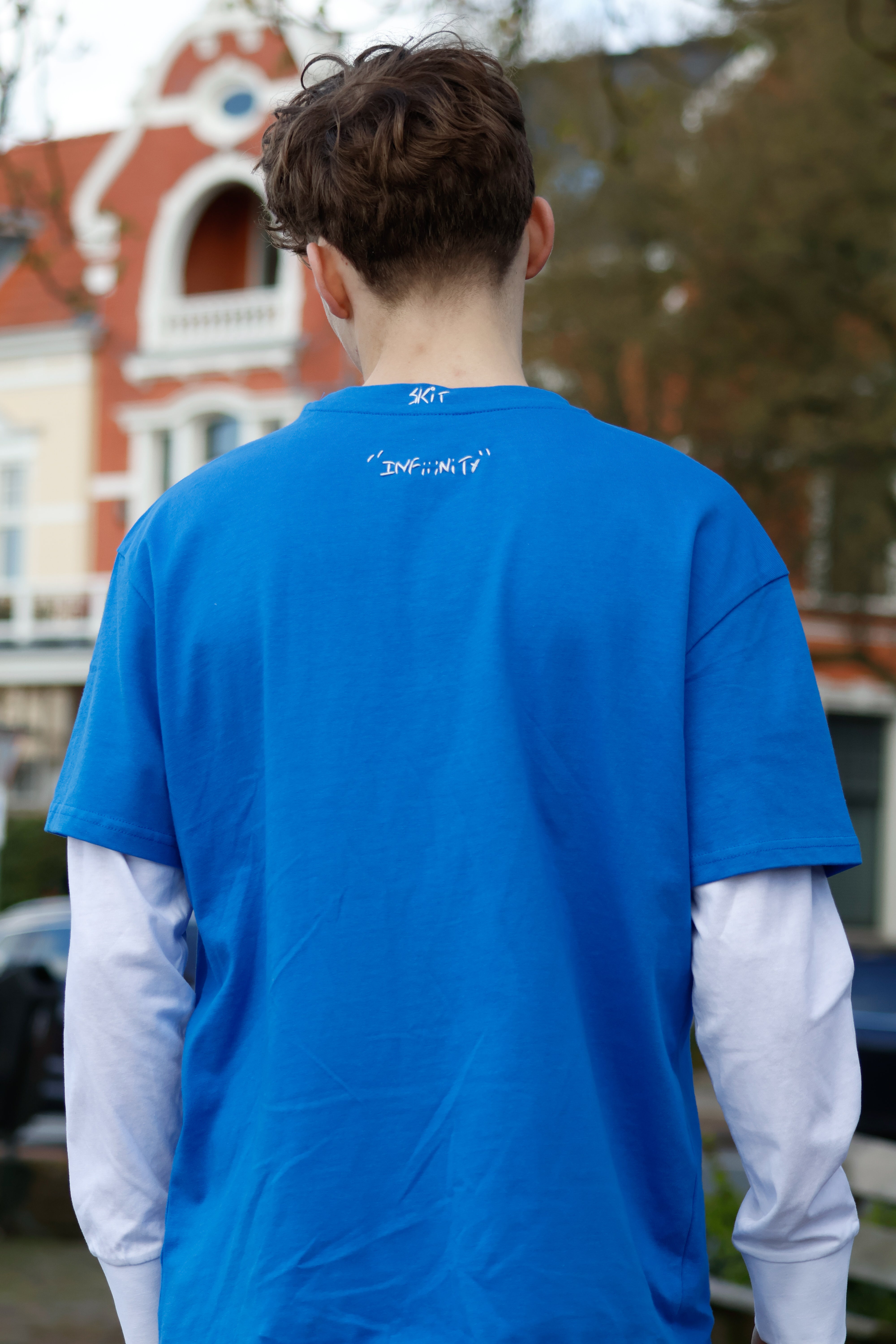 "PRAIIISED" shirt