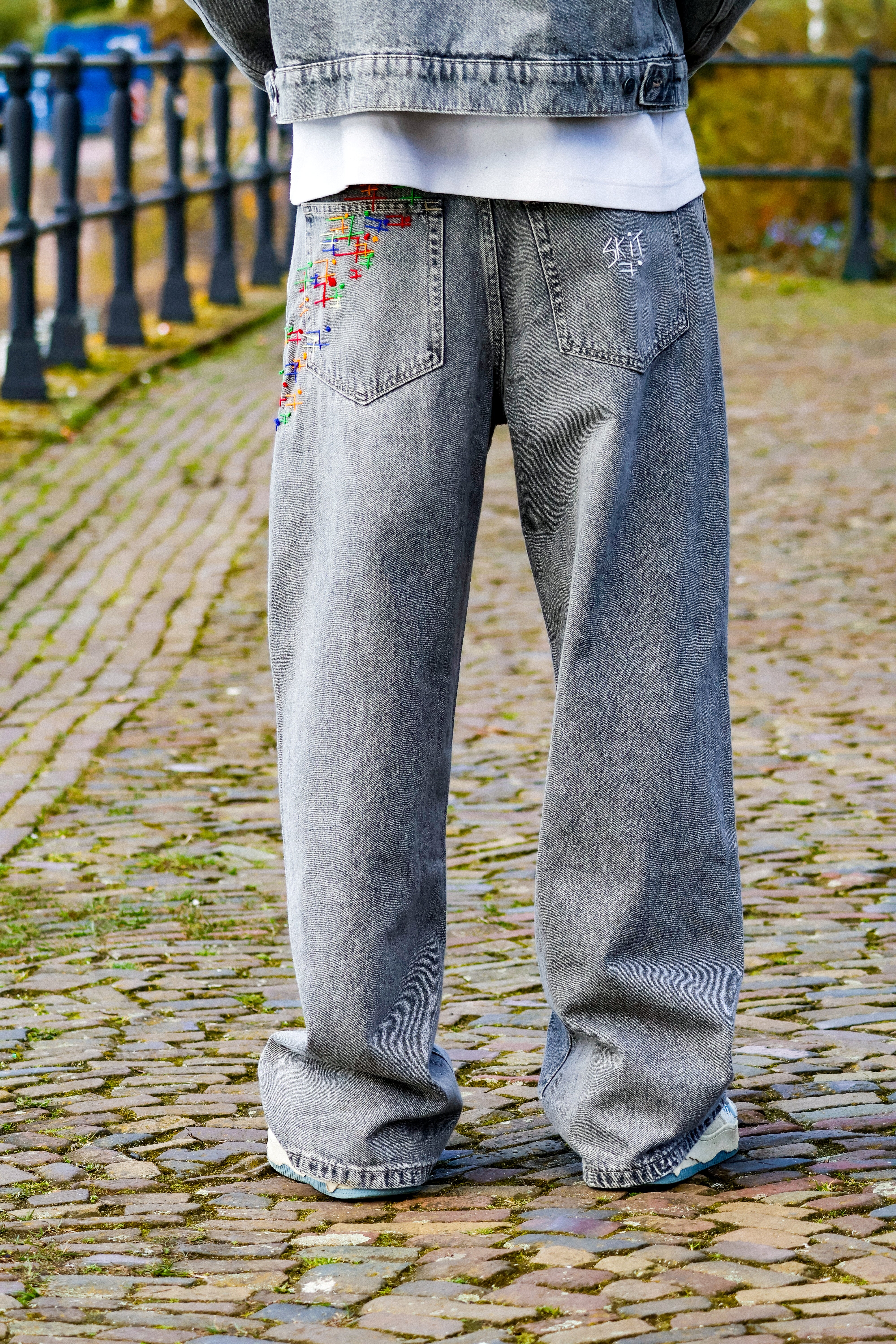 "III NEVER LEFT" denim suit