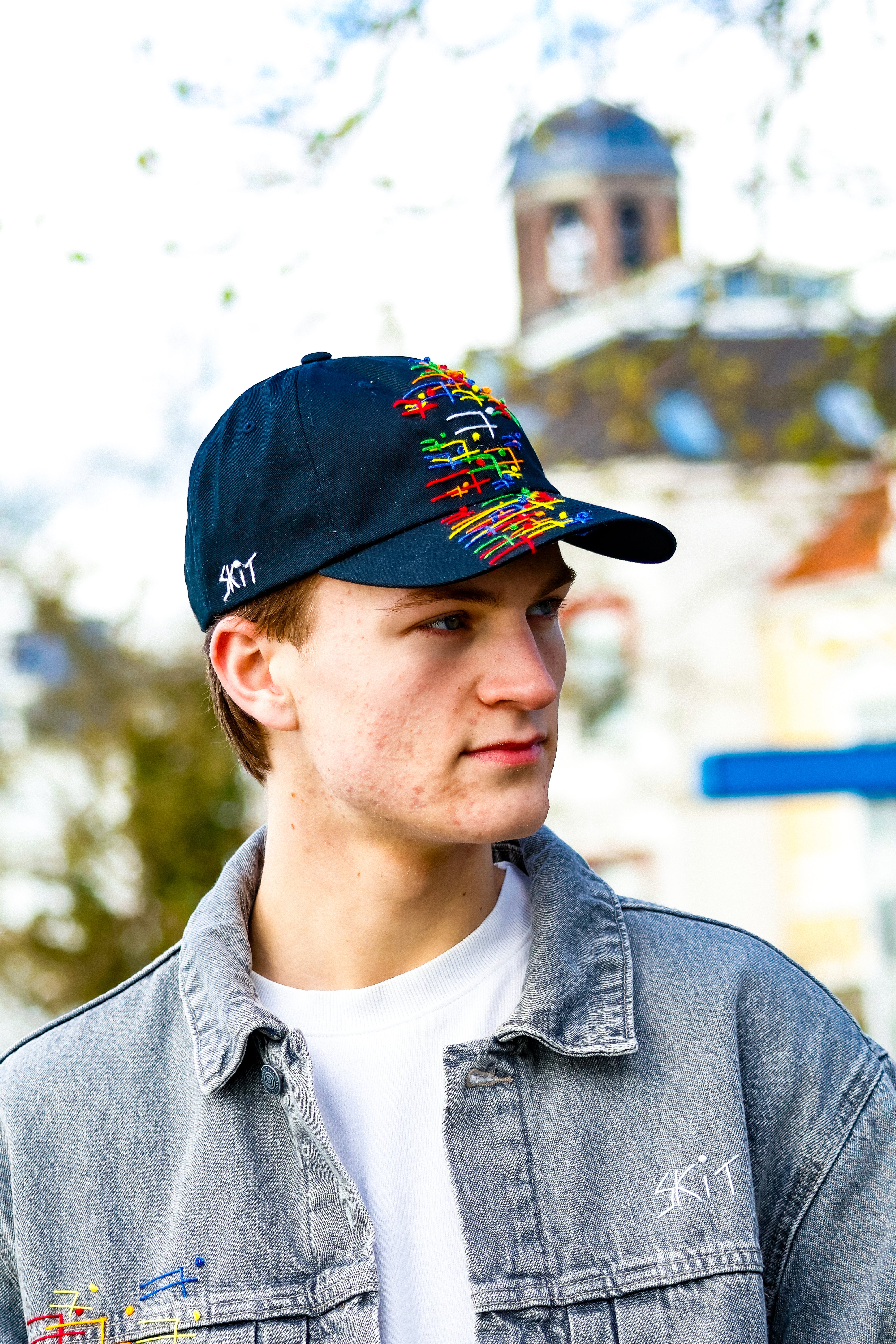 "III NEVER LEFT" cap