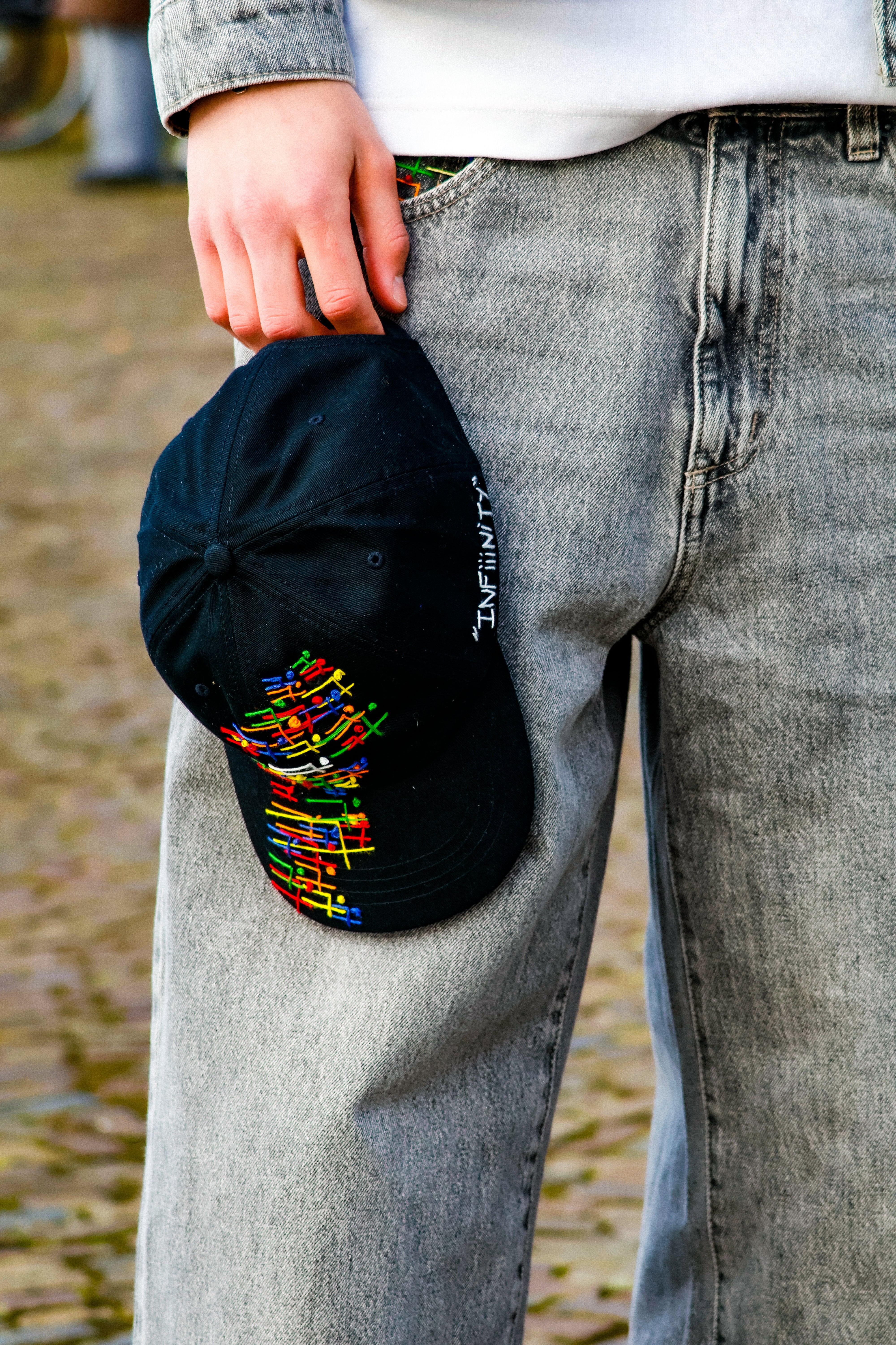 "III NEVER LEFT" cap