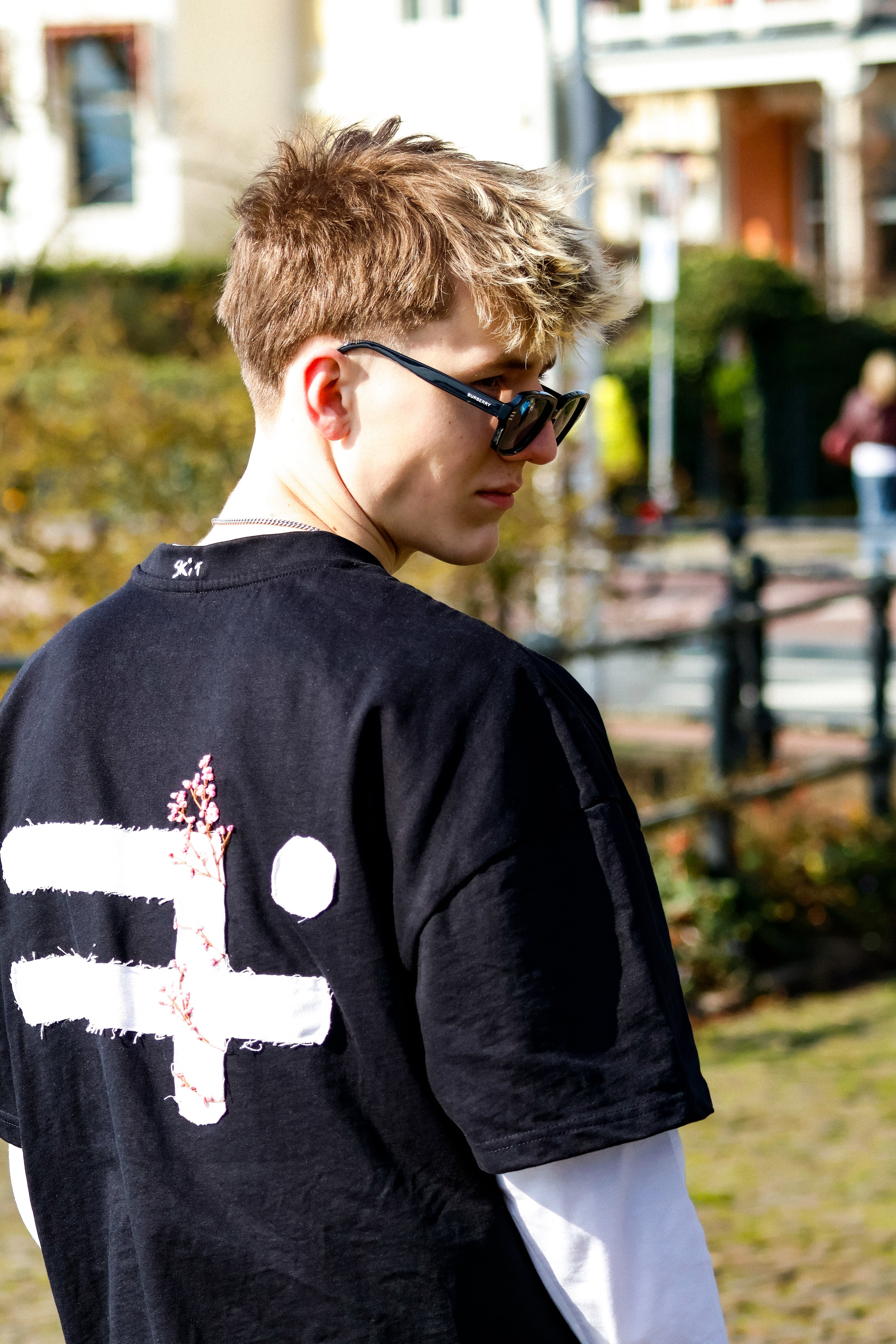 "CONNECTIIIONS" shirt