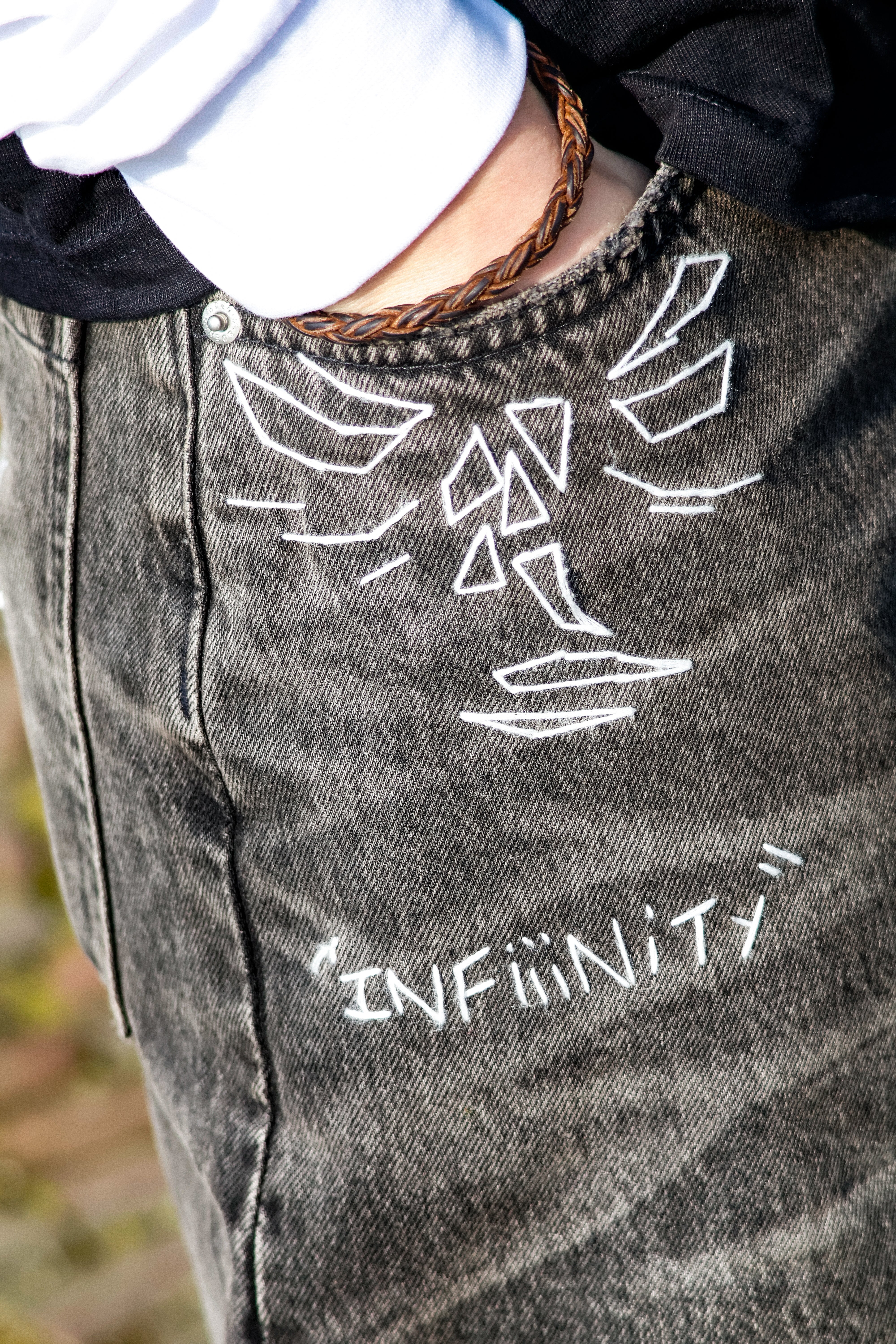 "LIIINGER" jeans