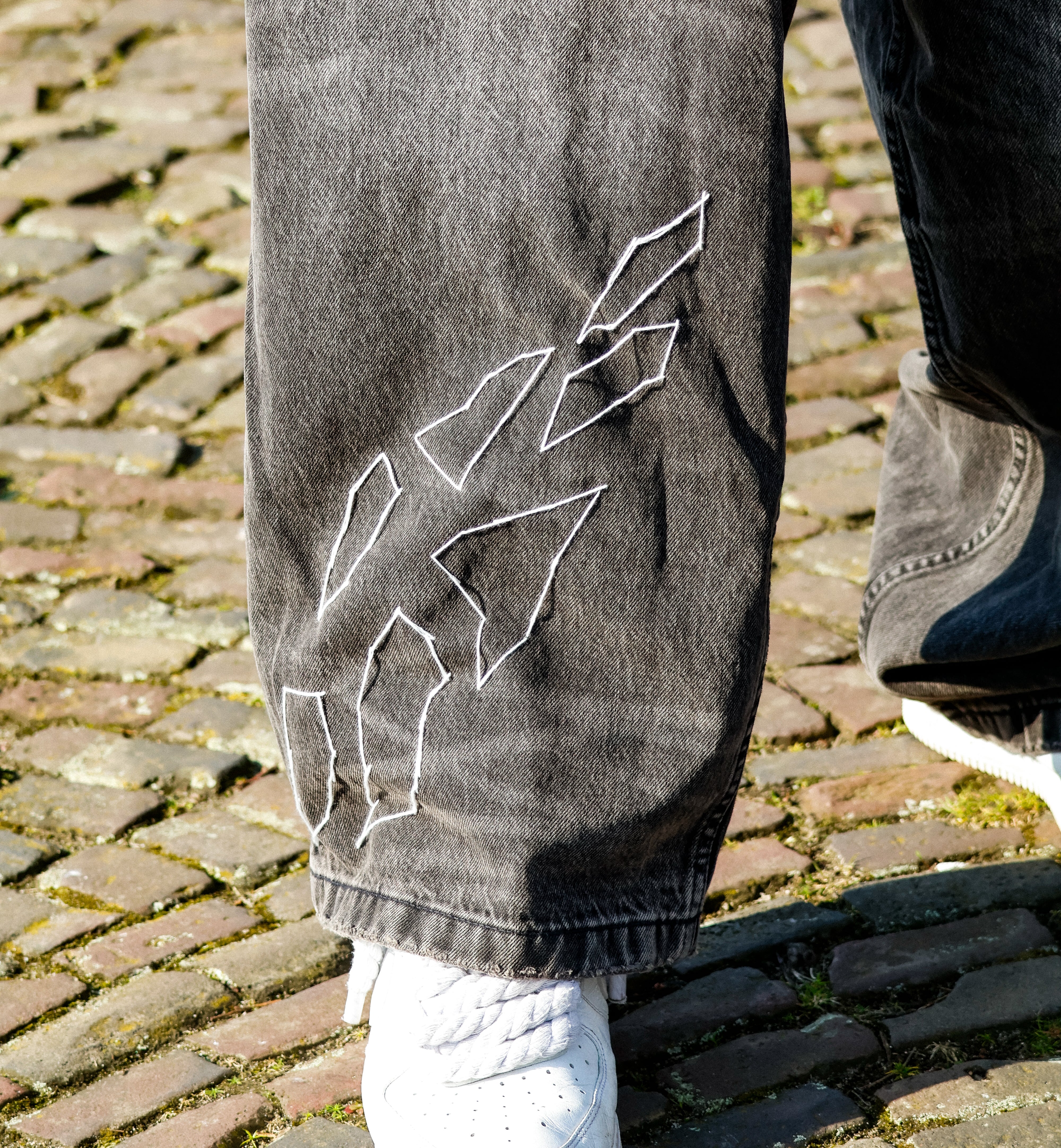 "LIIINGER" jeans
