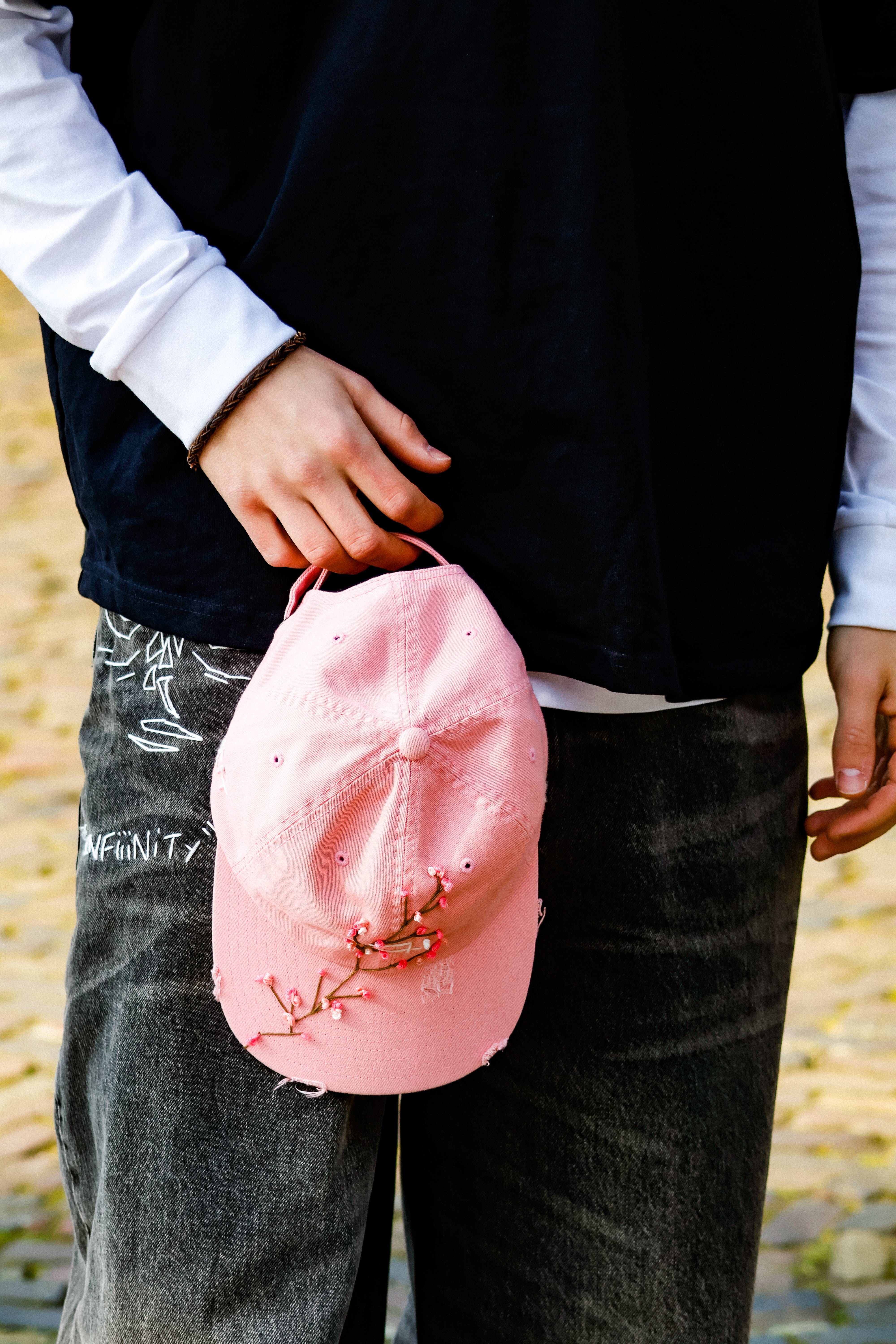 "RESIIISTANCE" cap
