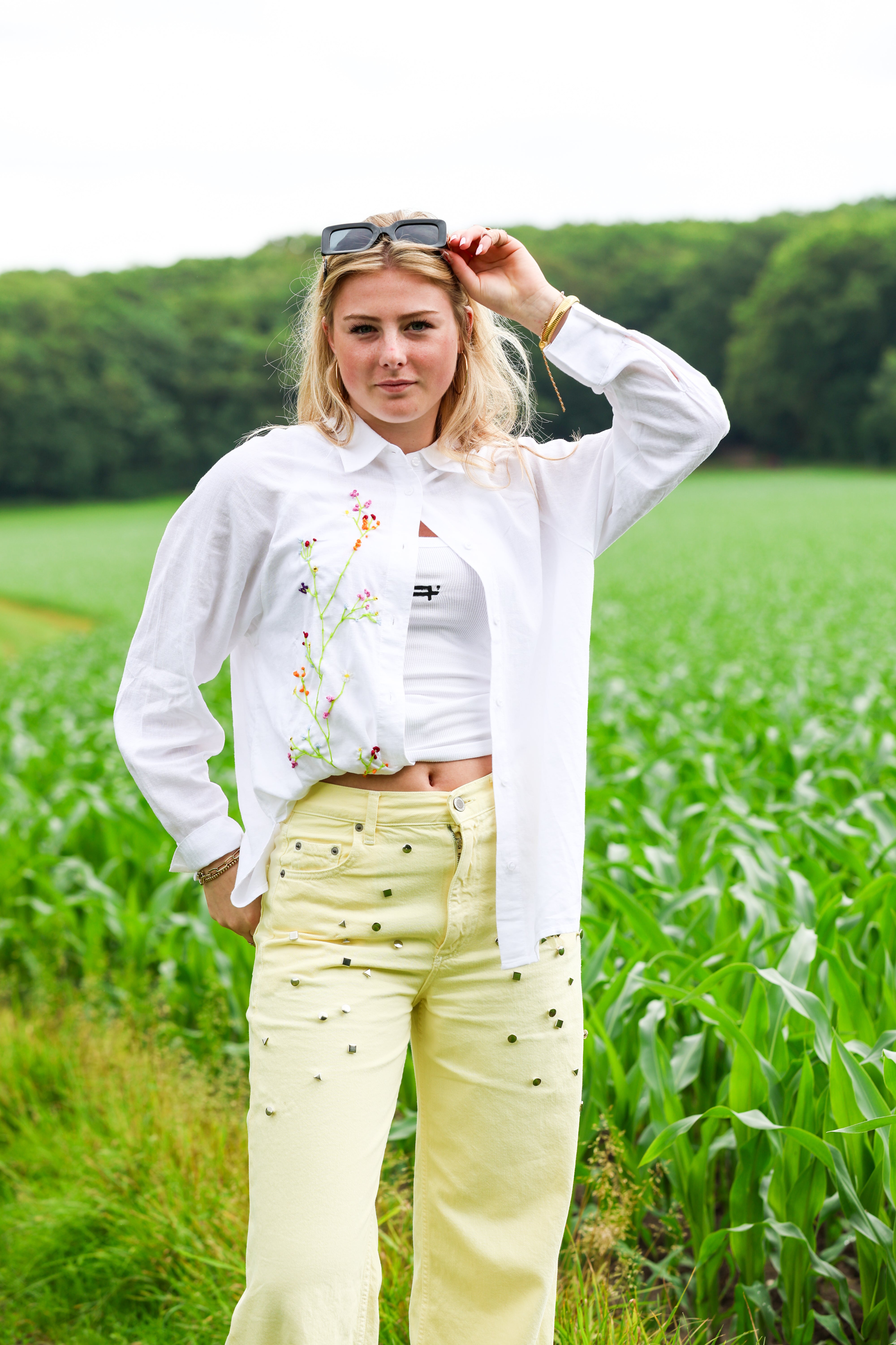 "VIIINE" blouse